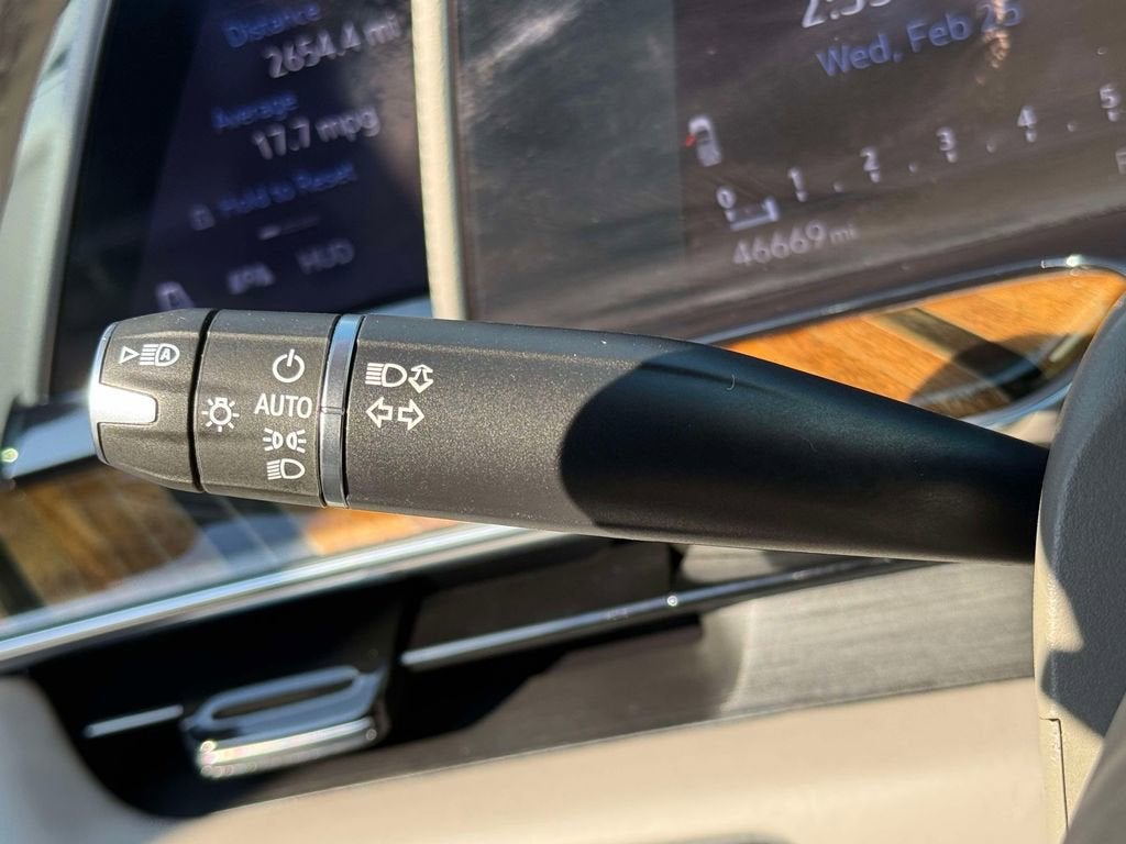 2023 Cadillac Escalade Sport Platinum