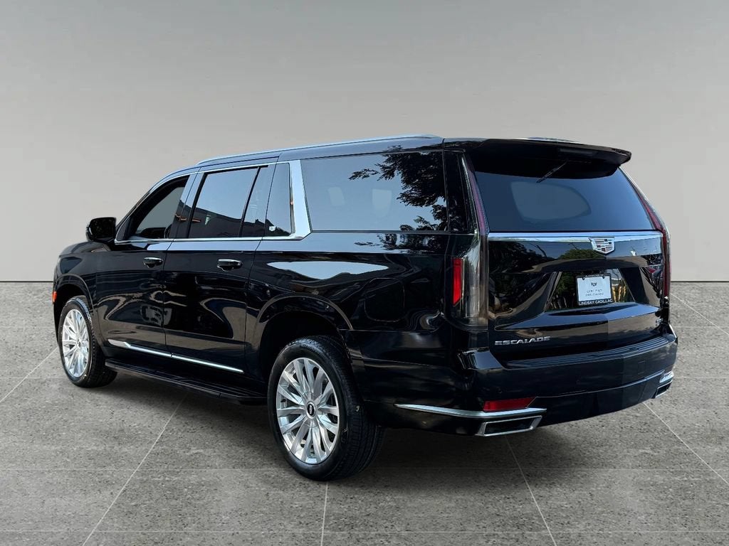 2023 Cadillac Escalade ESV Luxury