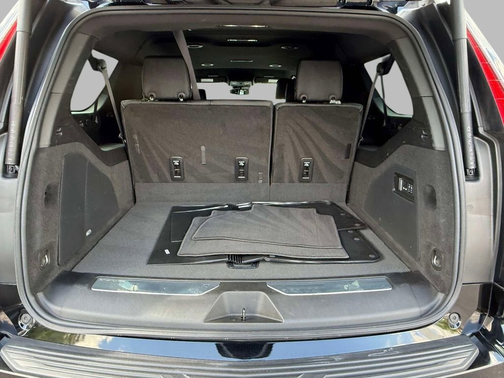 2024 Cadillac Escalade ESV Luxury
