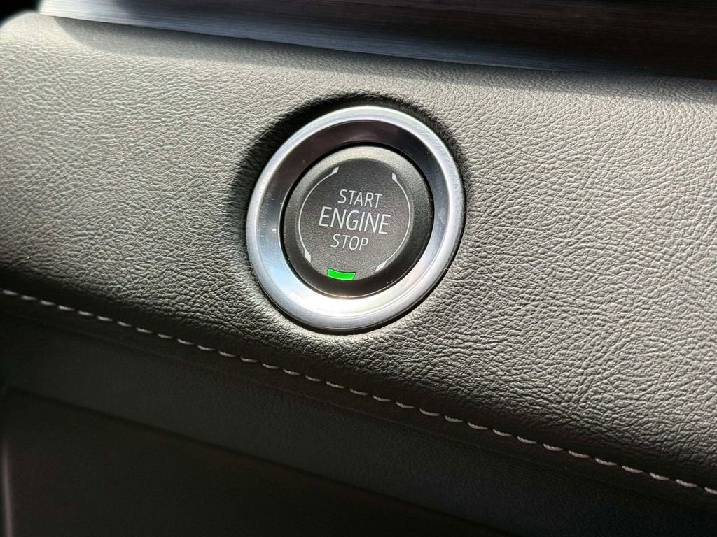 2024 Cadillac Escalade ESV Luxury