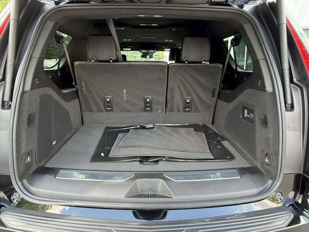 2024 Cadillac Escalade ESV Luxury