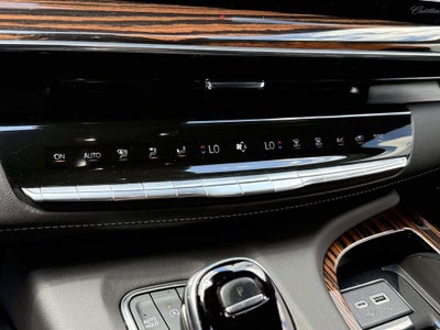 2024 Cadillac Escalade ESV Luxury