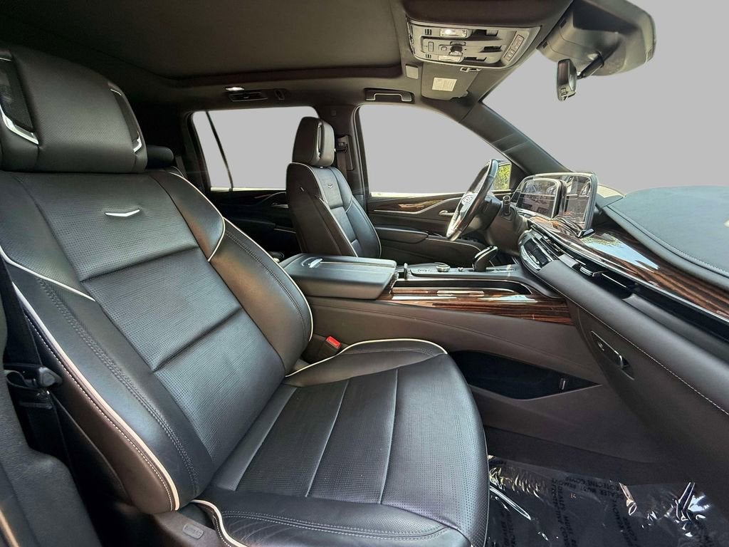 2023 Cadillac Escalade ESV Premium Luxury