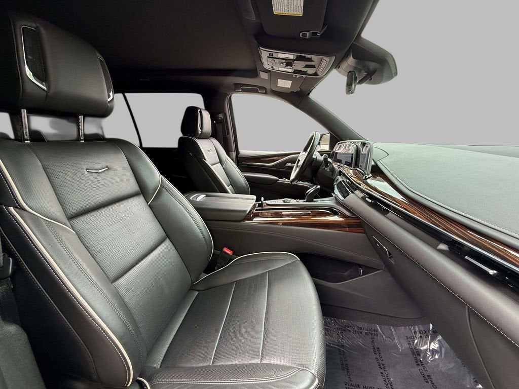 2023 Cadillac Escalade ESV Premium Luxury