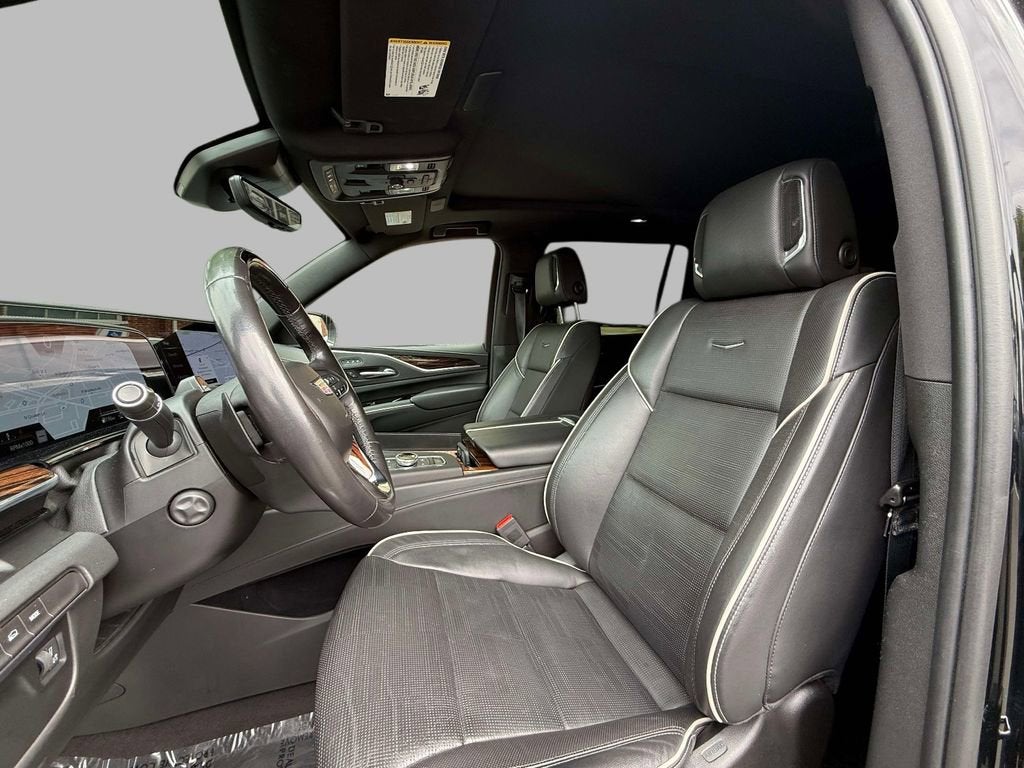2023 Cadillac Escalade ESV Premium Luxury