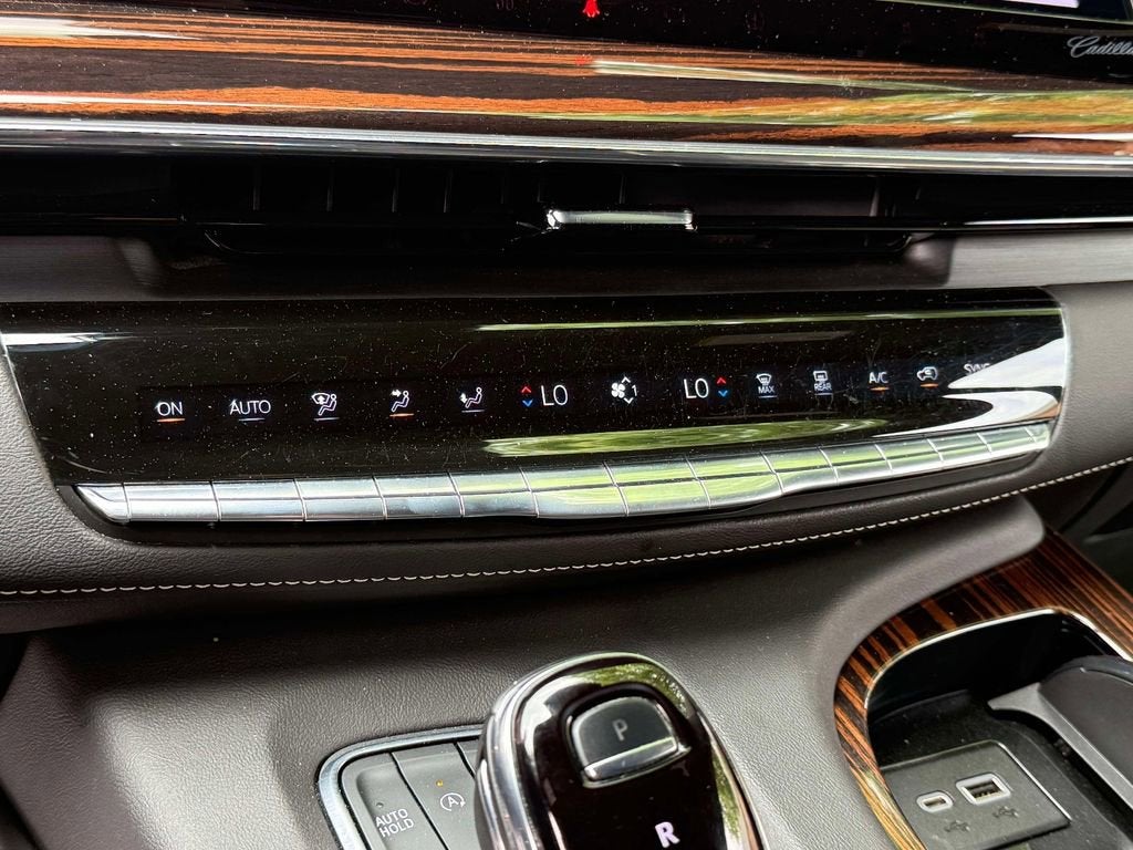 2023 Cadillac Escalade ESV Premium Luxury