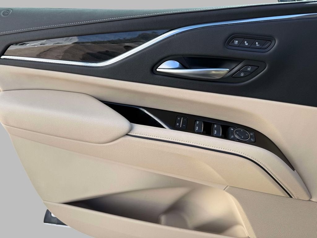 2024 Cadillac Escalade ESV Premium Luxury