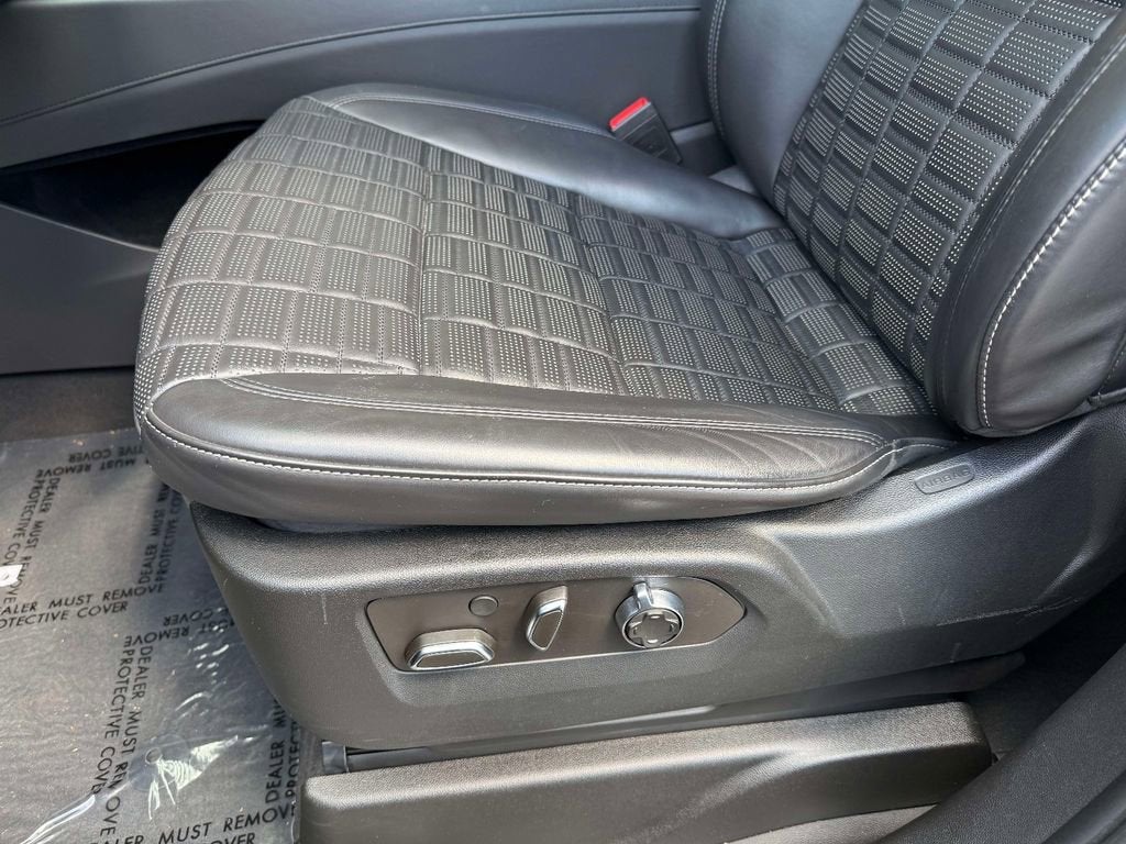 2021 Cadillac Escalade ESV Premium Luxury Platinum