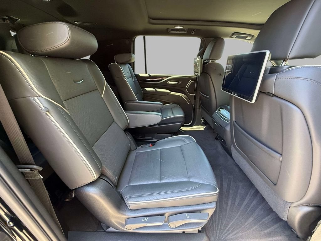 2024 Cadillac Escalade ESV Sport
