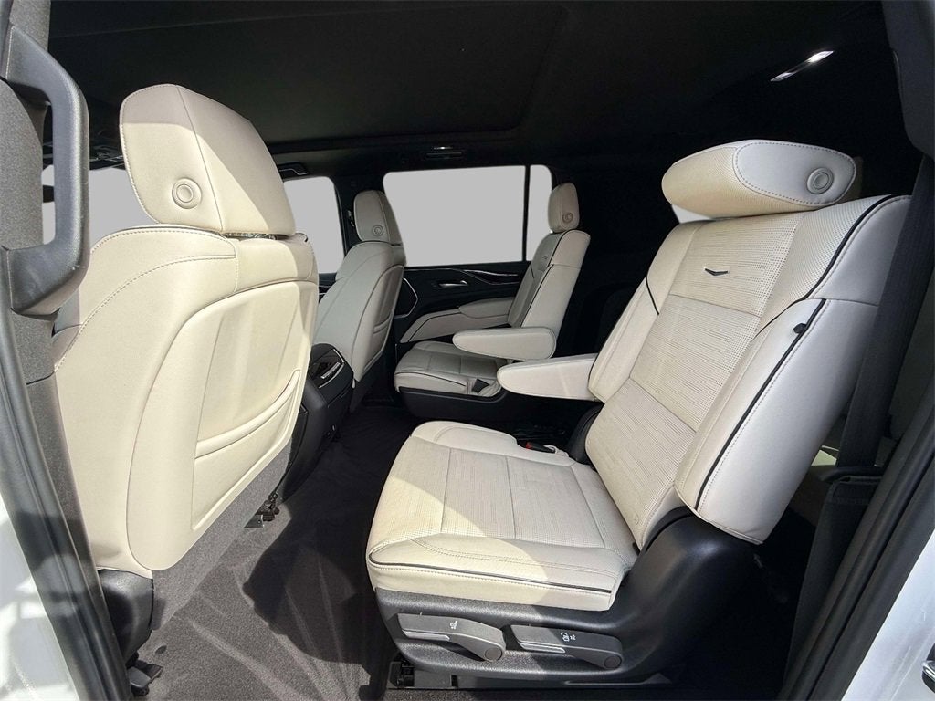 2024 Cadillac Escalade ESV Sport