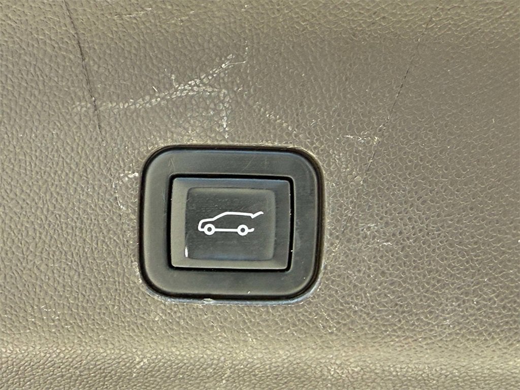 2022 Cadillac Escalade ESV Sport