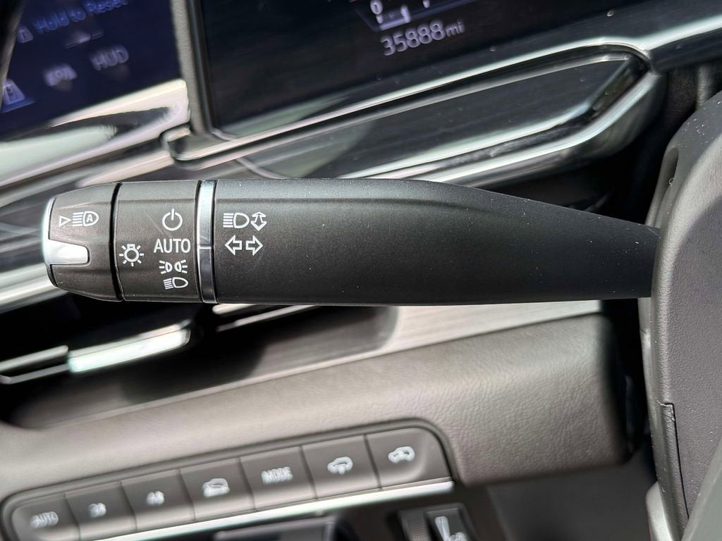 2024 Cadillac Escalade ESV Sport