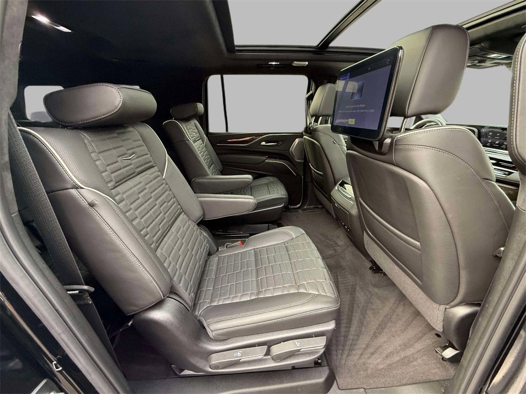 2024 Cadillac Escalade ESV Sport Platinum