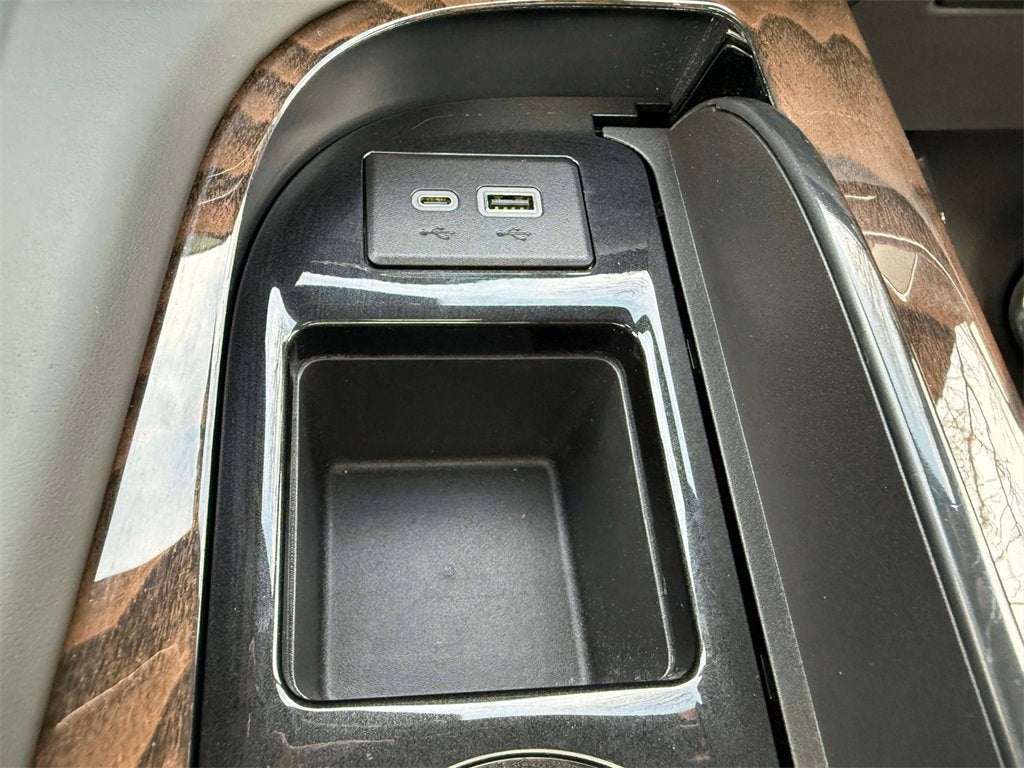 2024 Cadillac Escalade ESV Sport Platinum