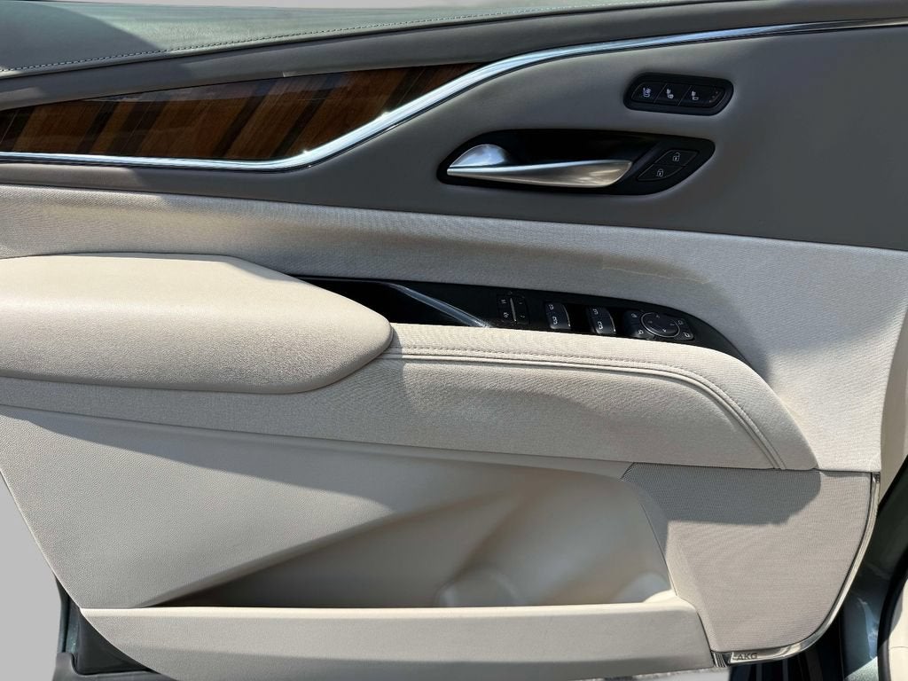 2024 Cadillac Escalade ESV Sport Platinum