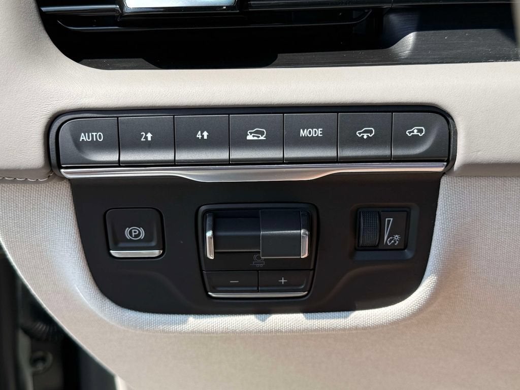 2024 Cadillac Escalade ESV Sport Platinum