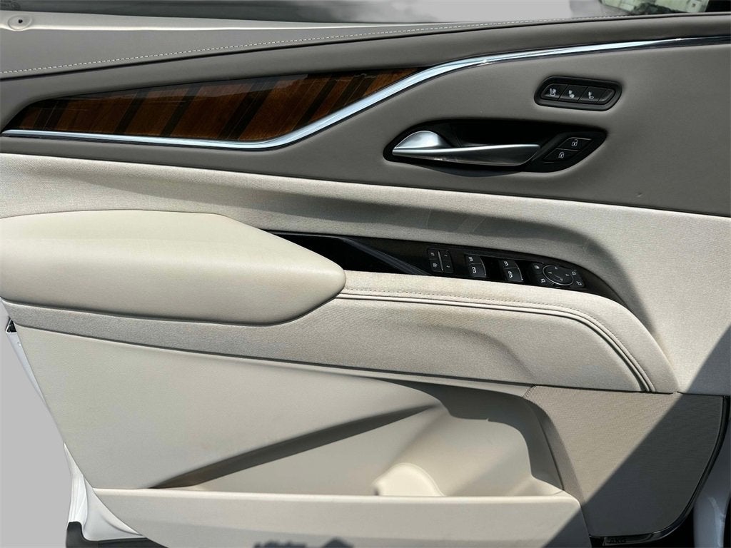 2024 Cadillac Escalade ESV Sport Platinum