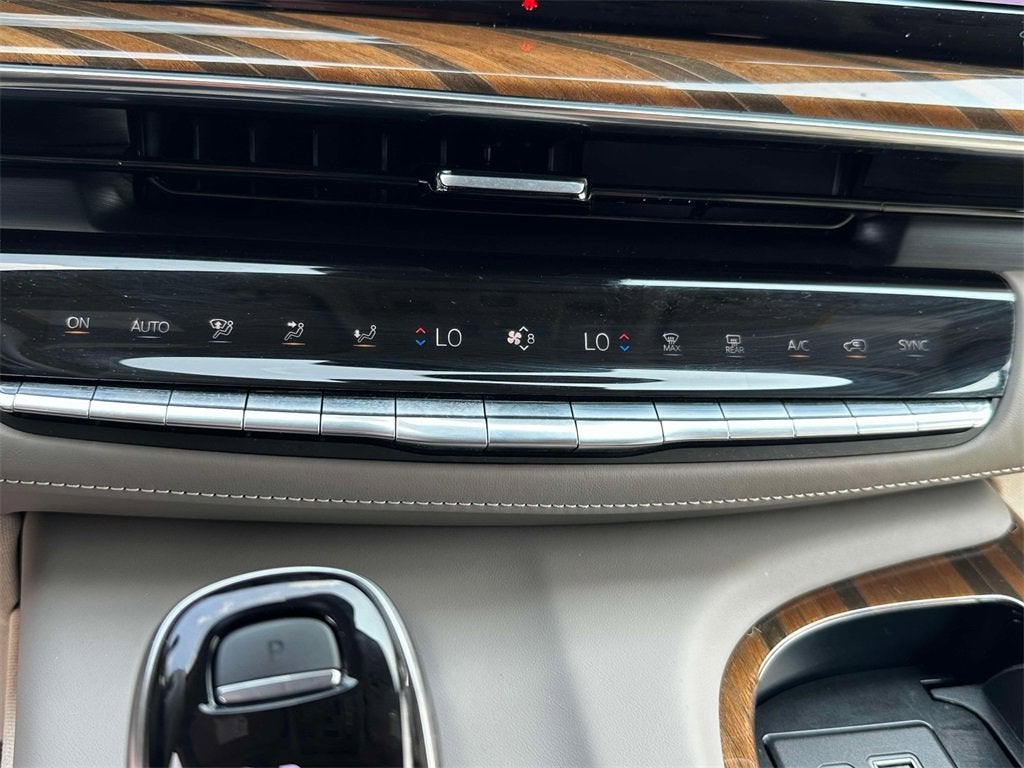 2024 Cadillac Escalade ESV Sport Platinum