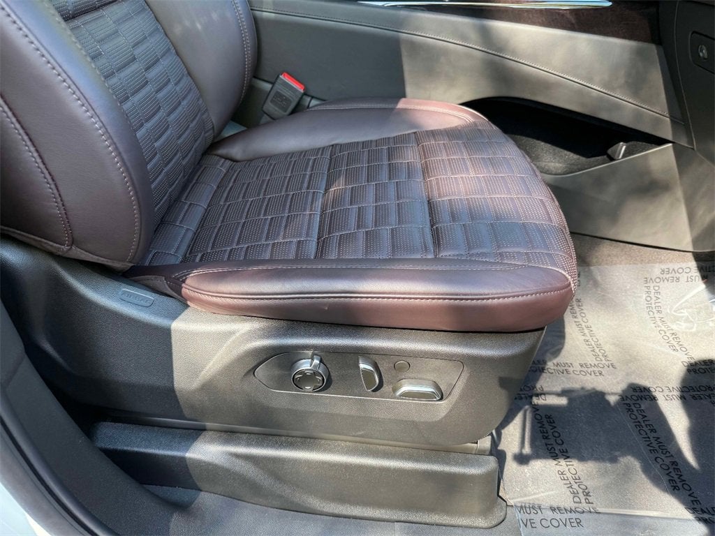 2024 Cadillac Escalade ESV Sport Platinum