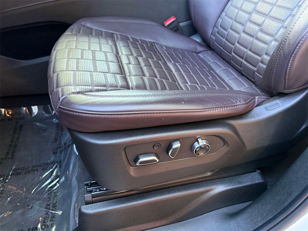 2024 Cadillac Escalade ESV Sport Platinum