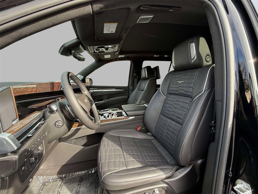 2025 Cadillac Escalade Sport Platinum