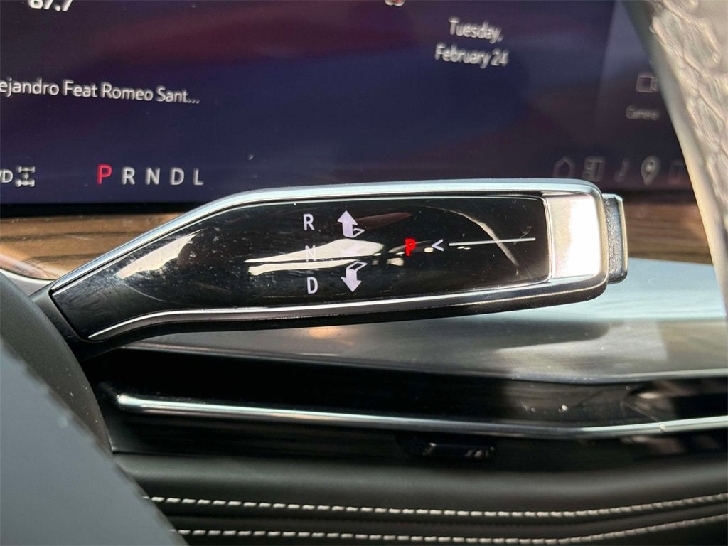 2025 Cadillac Escalade Sport Platinum