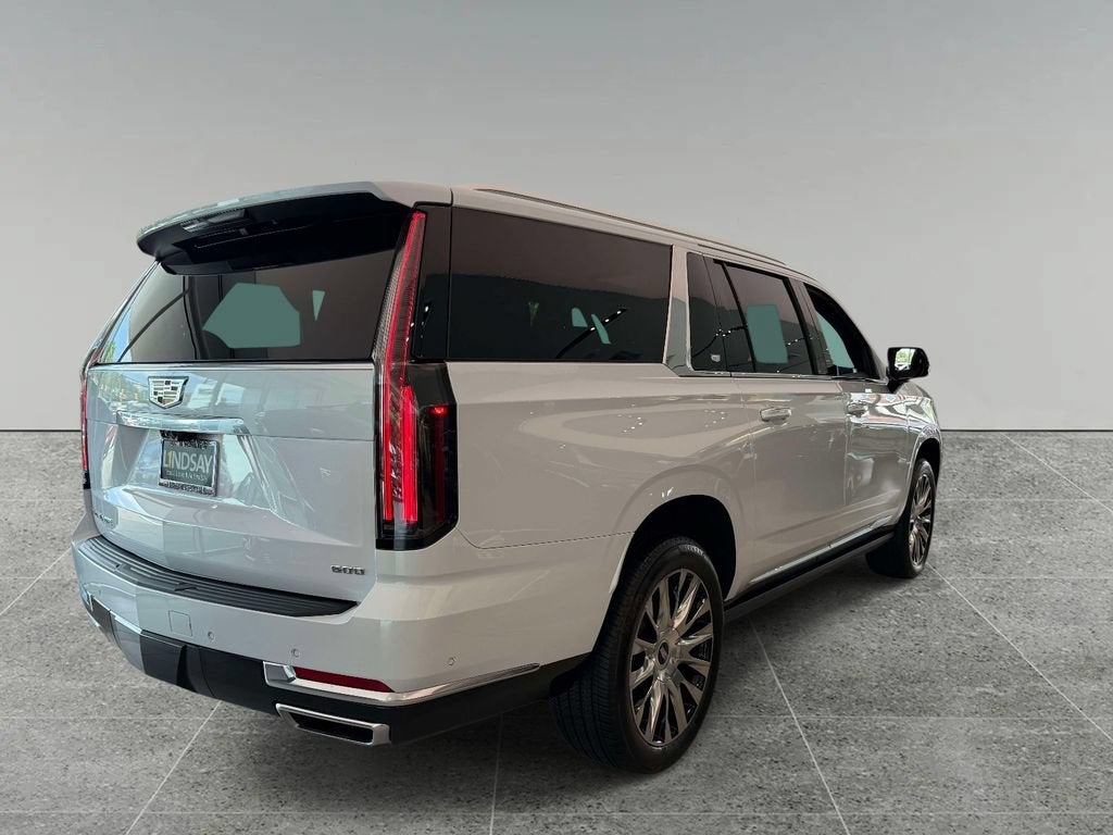 2026 Cadillac Escalade ESV Platinum Luxury