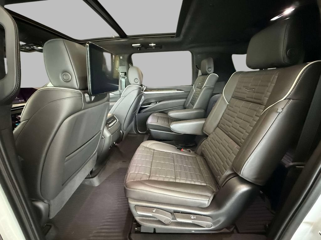 2026 Cadillac Escalade ESV Platinum Luxury
