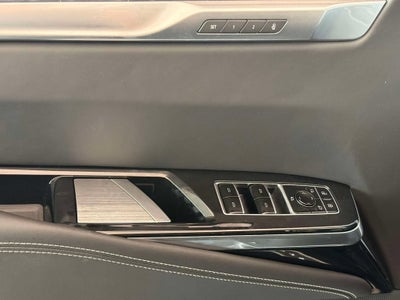 2026 Cadillac Escalade ESV Platinum Luxury