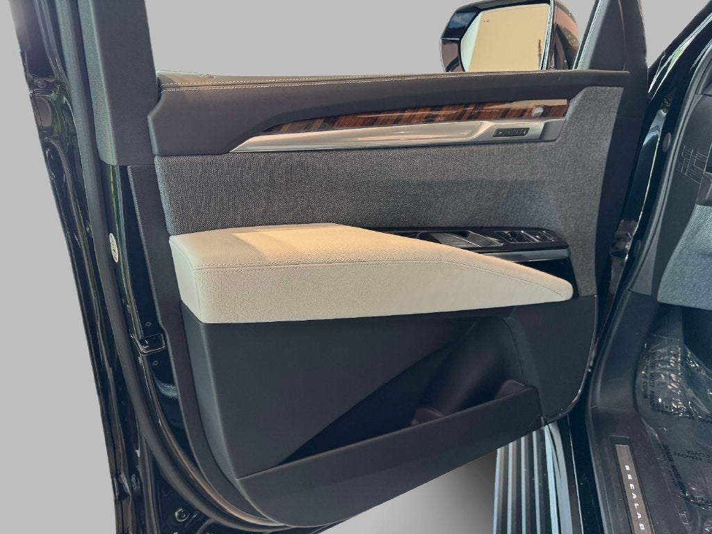 2026 Cadillac Escalade ESV Platinum Luxury