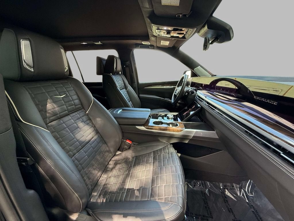 2025 Cadillac Escalade ESV Premium Luxury Platinum