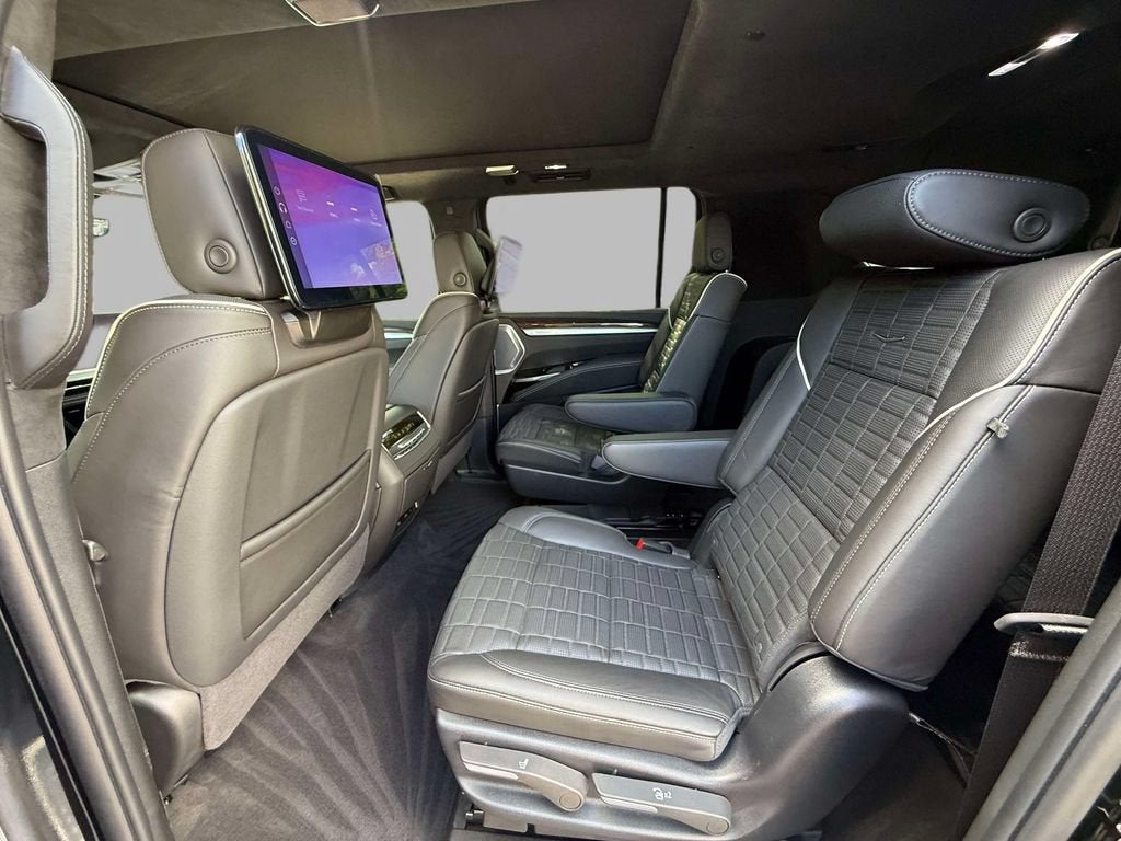 2025 Cadillac Escalade ESV Premium Luxury Platinum