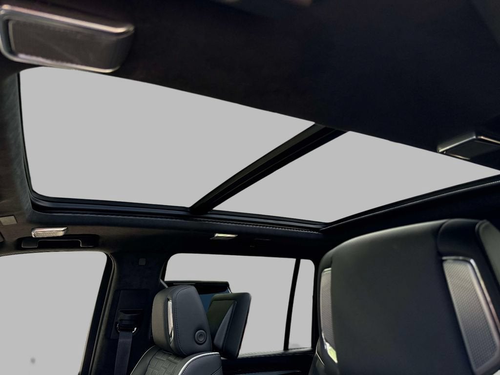 2025 Cadillac Escalade ESV Premium Luxury Platinum