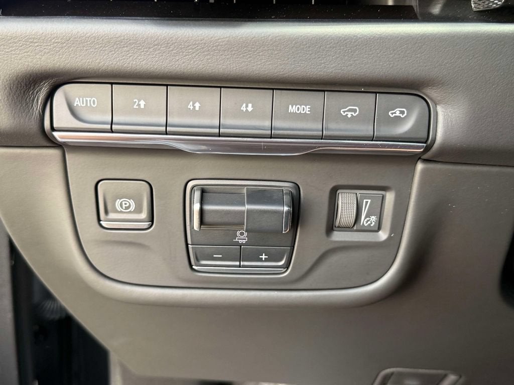 2025 Cadillac Escalade ESV Premium Luxury Platinum