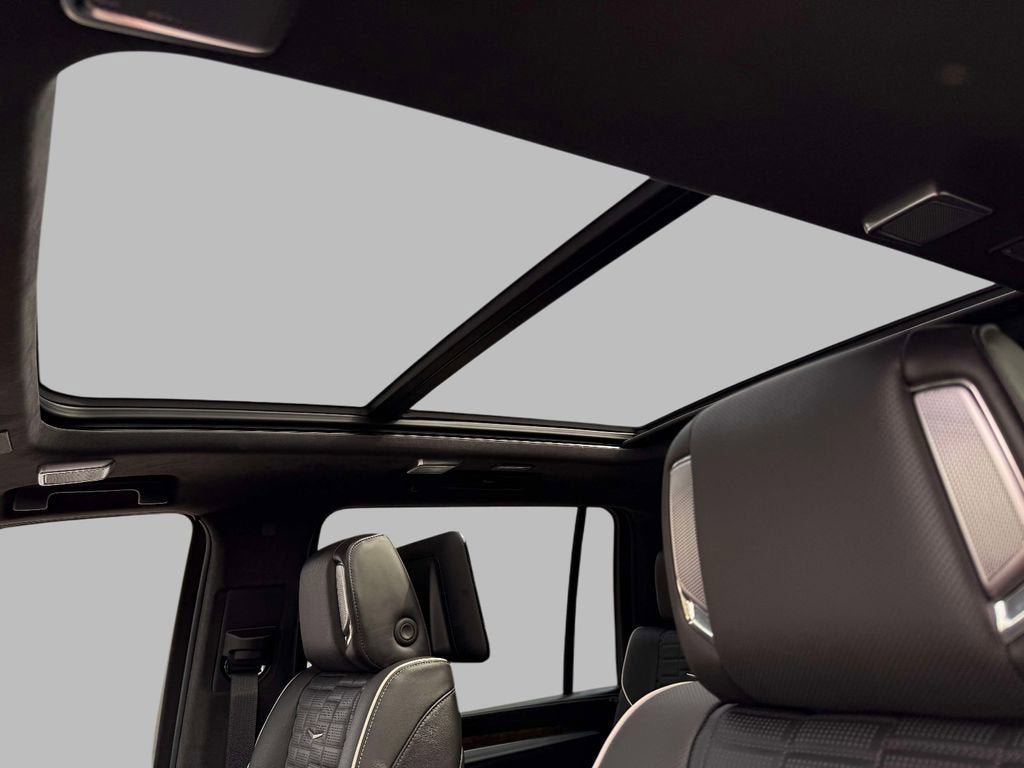 2025 Cadillac Escalade ESV Premium Luxury Platinum