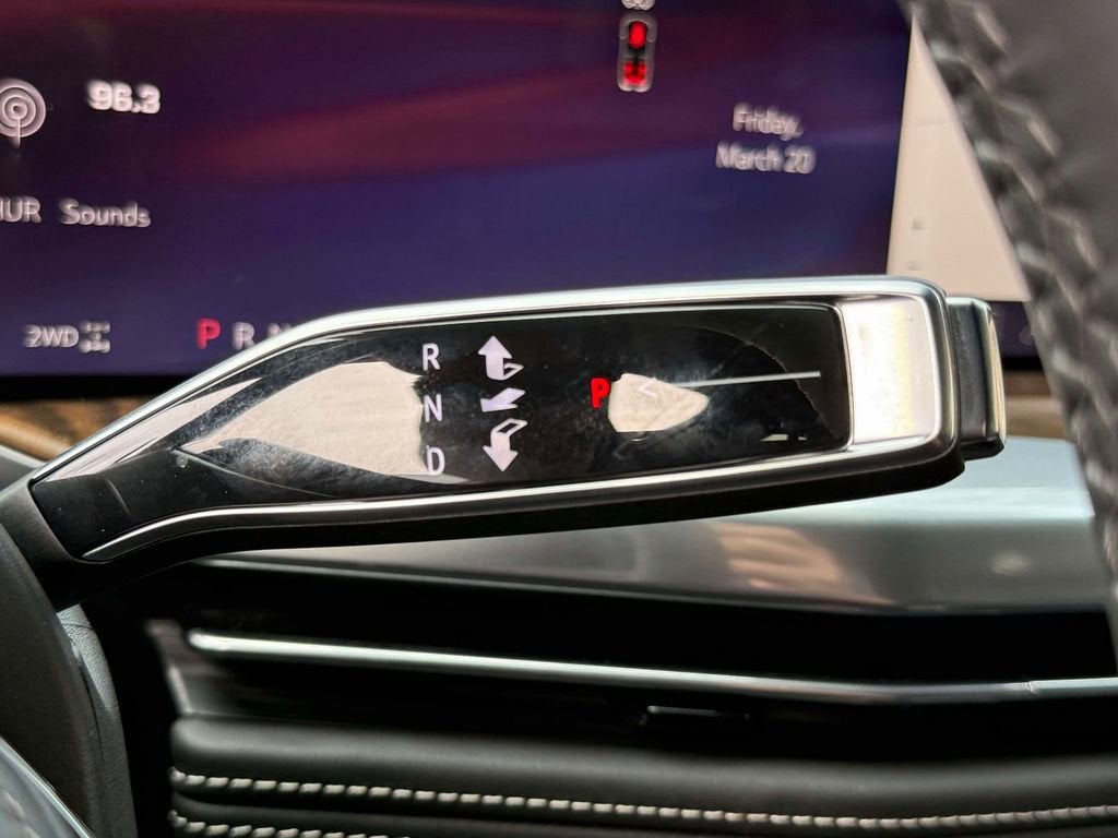 2025 Cadillac Escalade ESV Premium Luxury Platinum