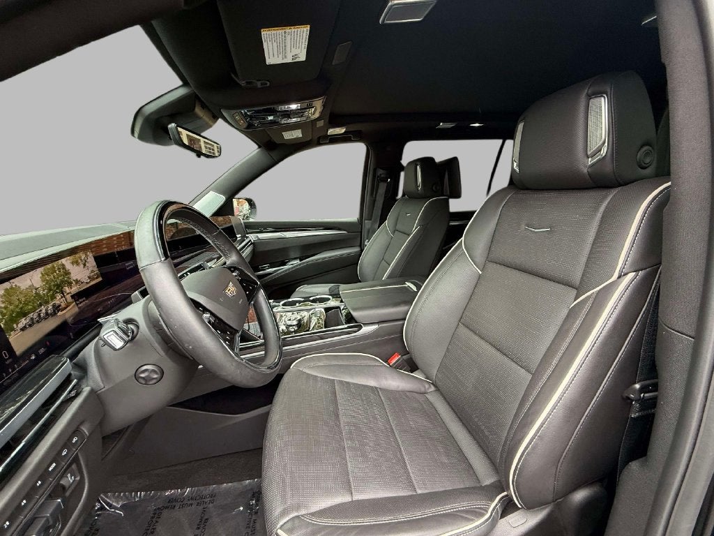2025 Cadillac Escalade ESV Sport