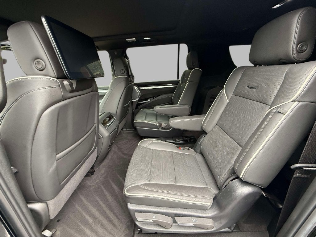 2025 Cadillac Escalade ESV Sport