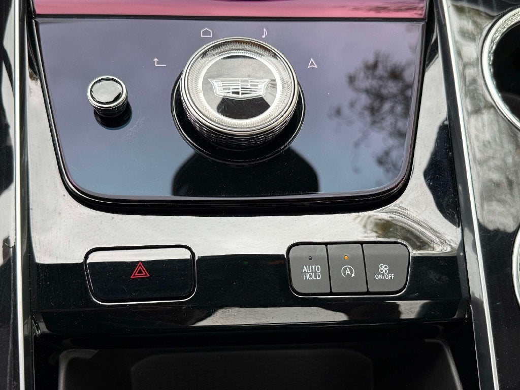 2025 Cadillac Escalade ESV Sport