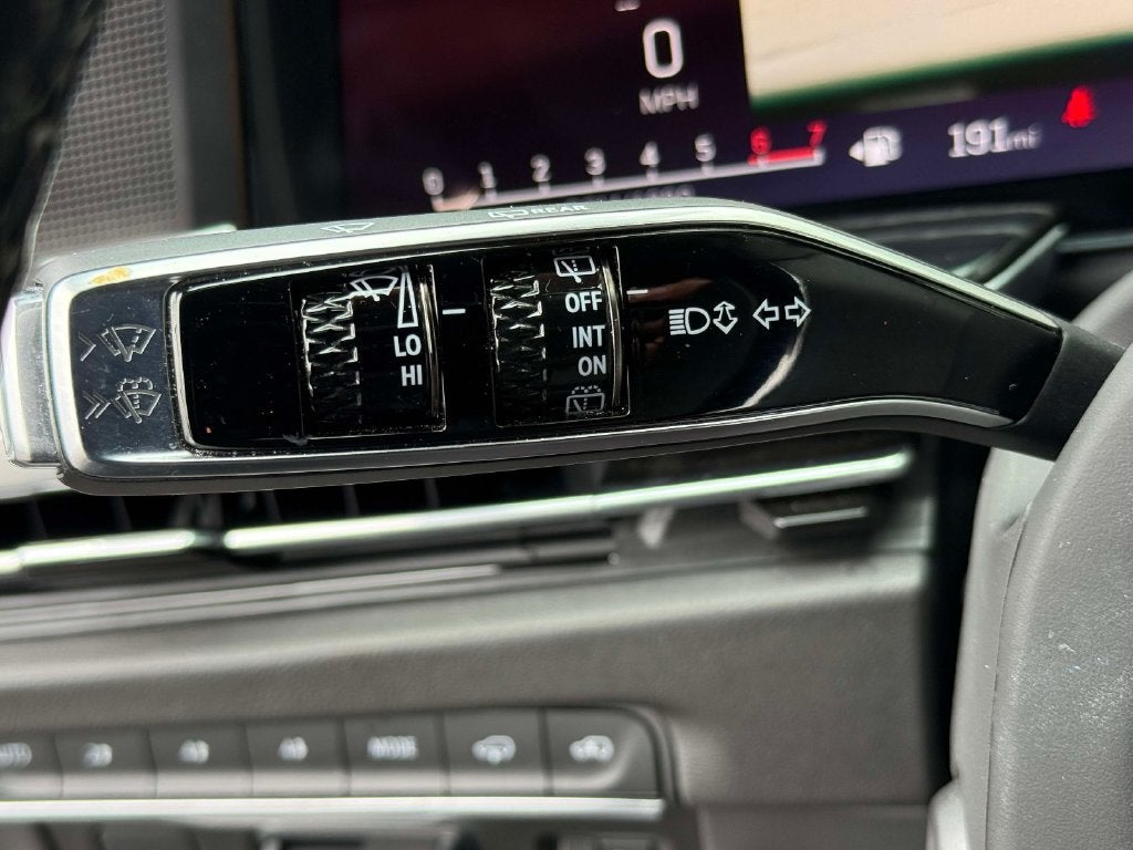 2025 Cadillac Escalade ESV Sport