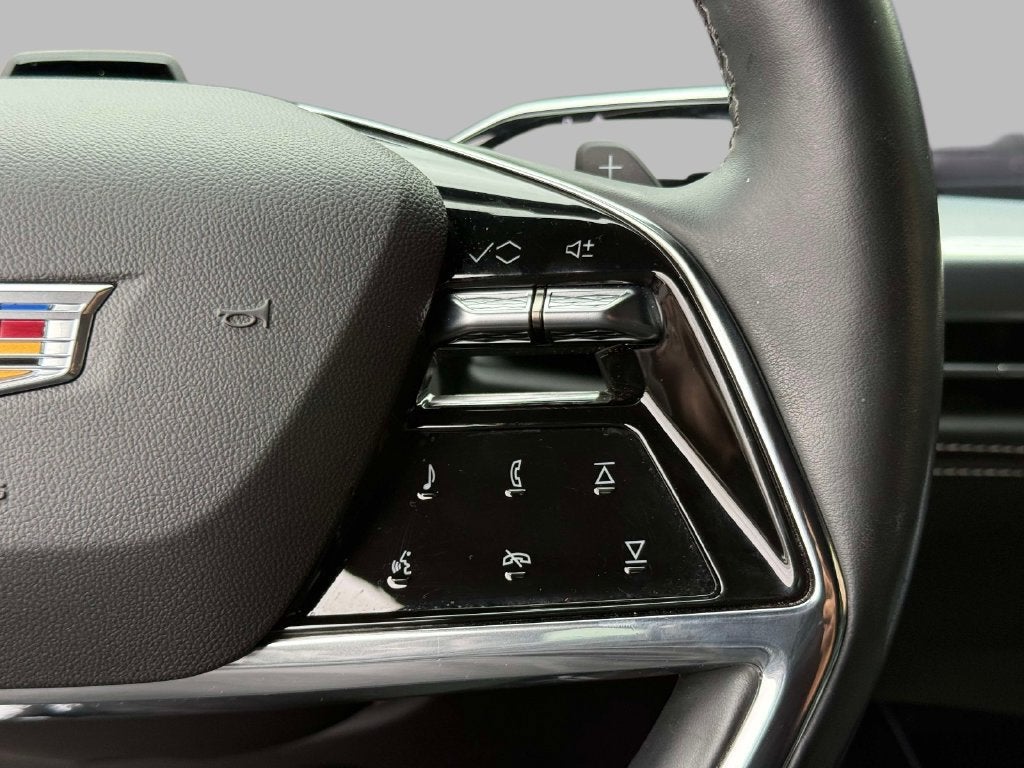 2025 Cadillac Escalade ESV Sport