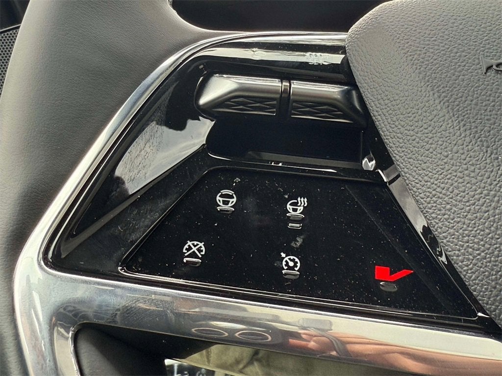 2025 Cadillac ESCALADE IQ Luxury 1