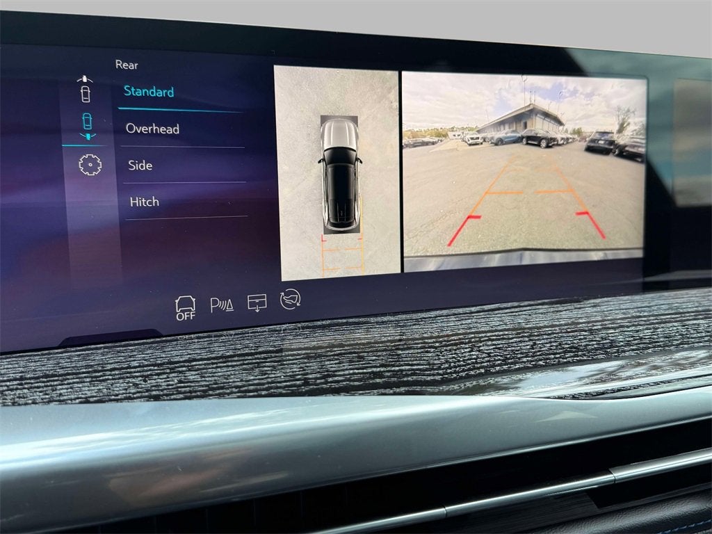 2025 Cadillac ESCALADE IQ Luxury 1