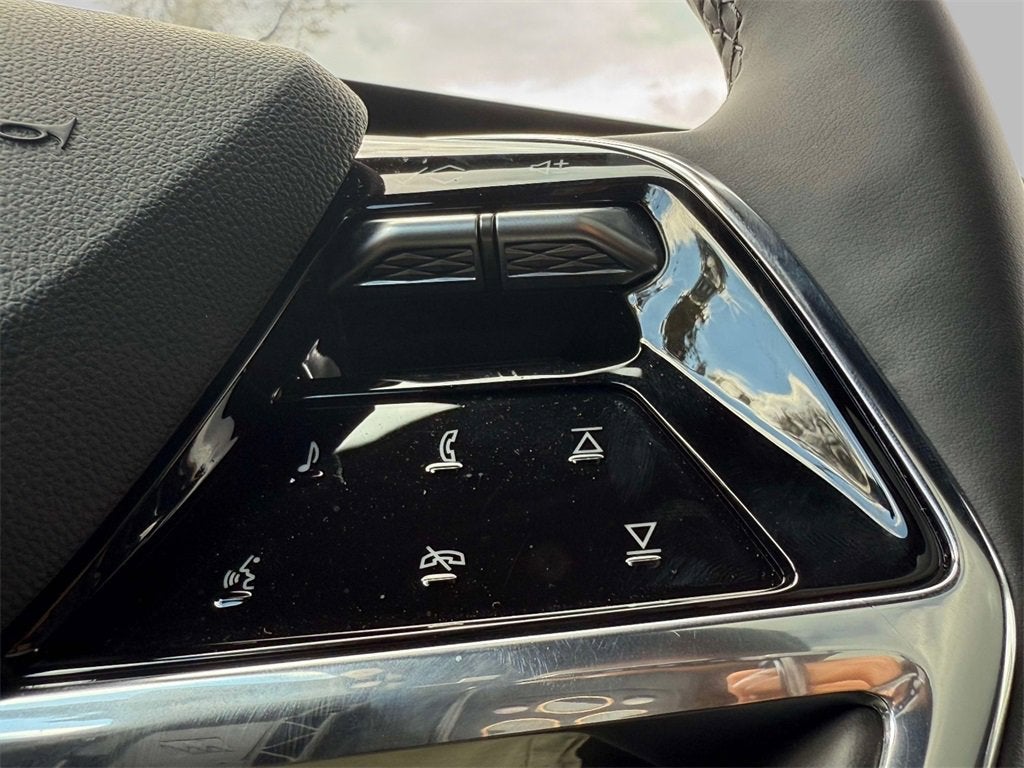 2025 Cadillac ESCALADE IQ Luxury 1