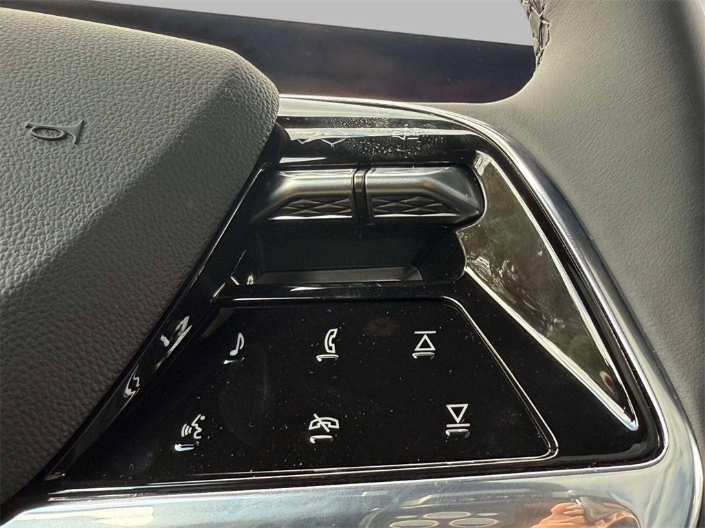 2025 Cadillac ESCALADE IQ Luxury 1