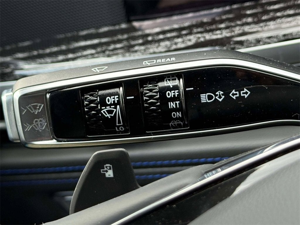 2025 Cadillac ESCALADE IQ Luxury 1