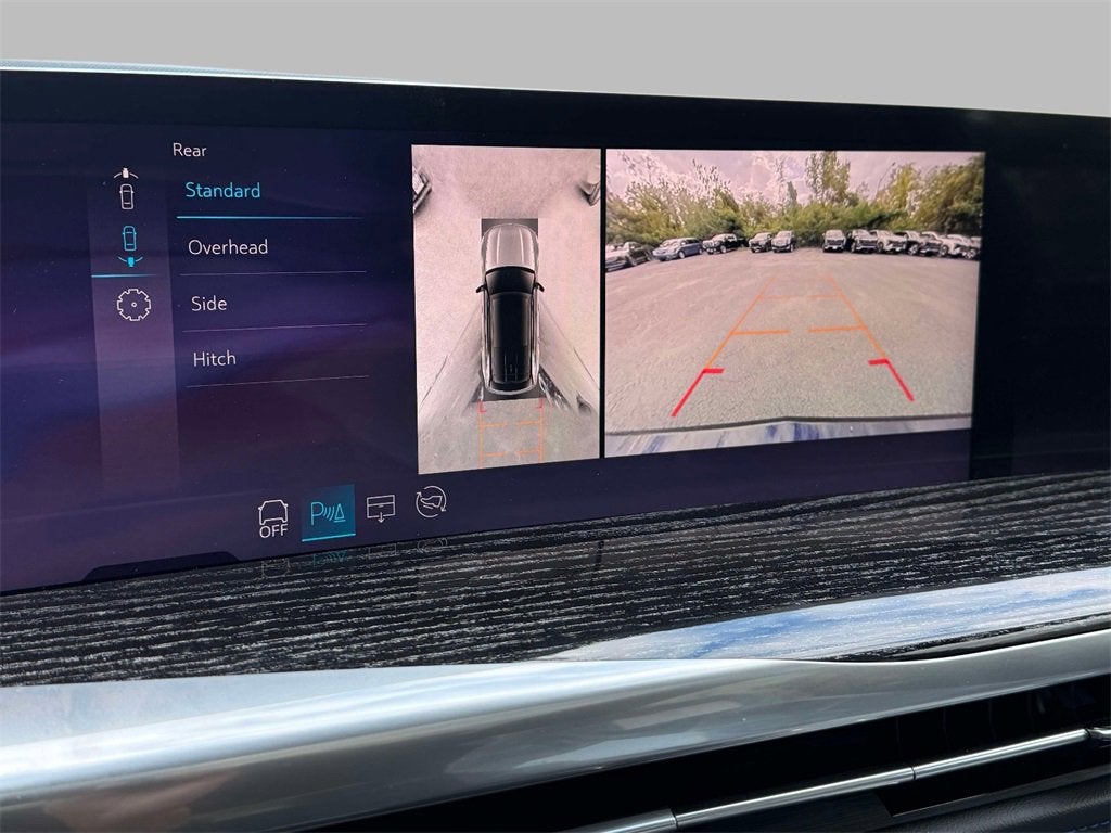 2025 Cadillac ESCALADE IQ Luxury 1