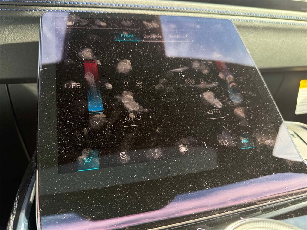 2025 Cadillac ESCALADE IQ Luxury 1