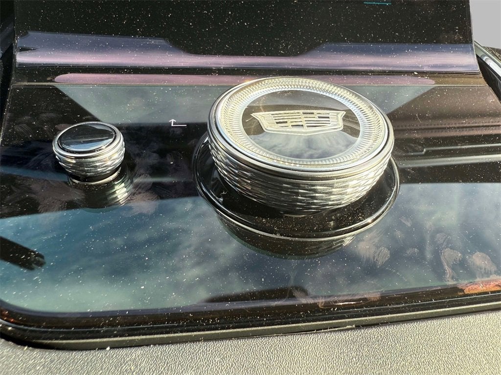 2025 Cadillac ESCALADE IQ Luxury 1