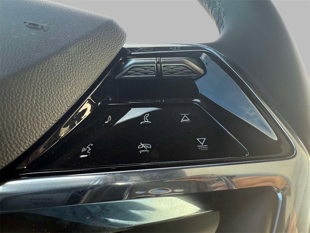 2025 Cadillac ESCALADE IQ Luxury 1